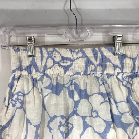 BILLA BONG - WOMEN'S SMALL WHITE & BLUE FLORAL ELASTIC WAIST LINED COTTON SHORTS - Picture 2 of 8